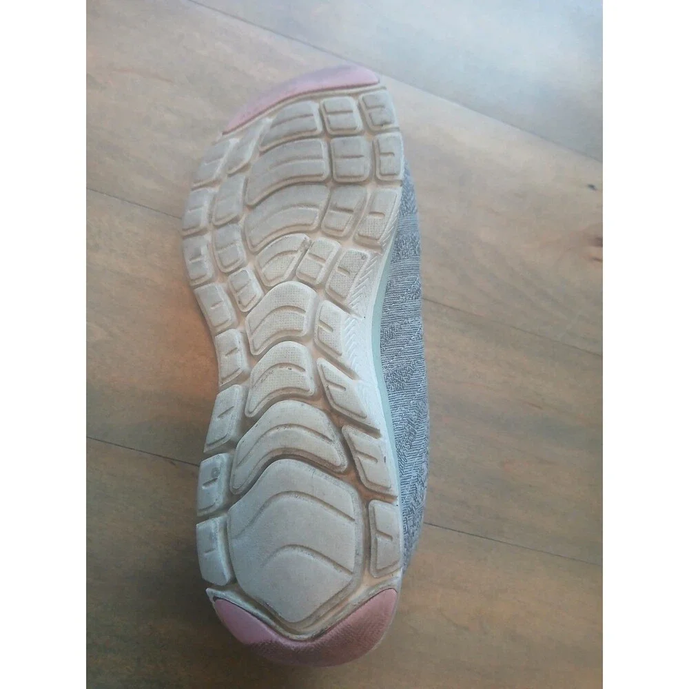 SKETCHERS Air Cooled/w Memory Foam SIZE 8